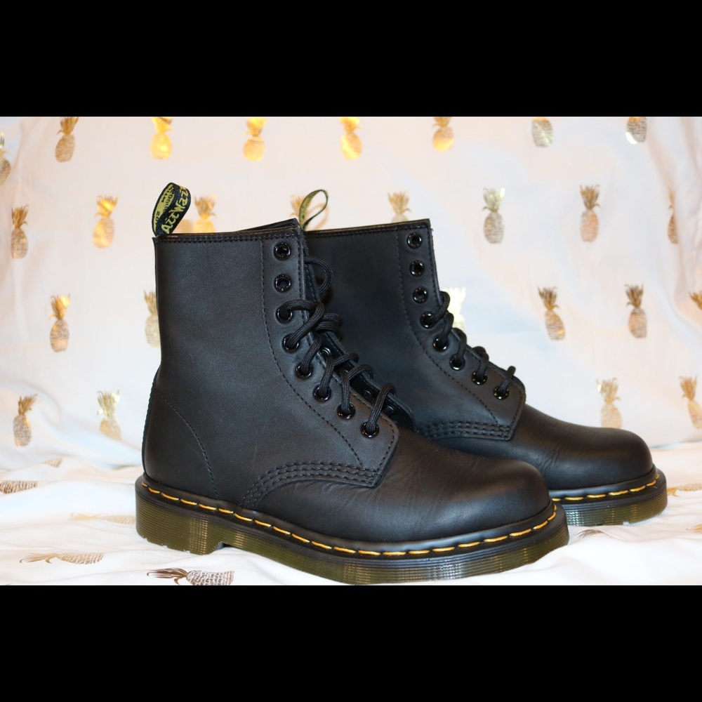Doc Martens 1460 (Made in Vietnam)